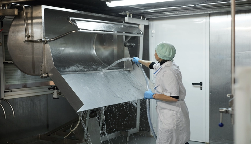 Professional machinery cleaning services for businesses in Halifax